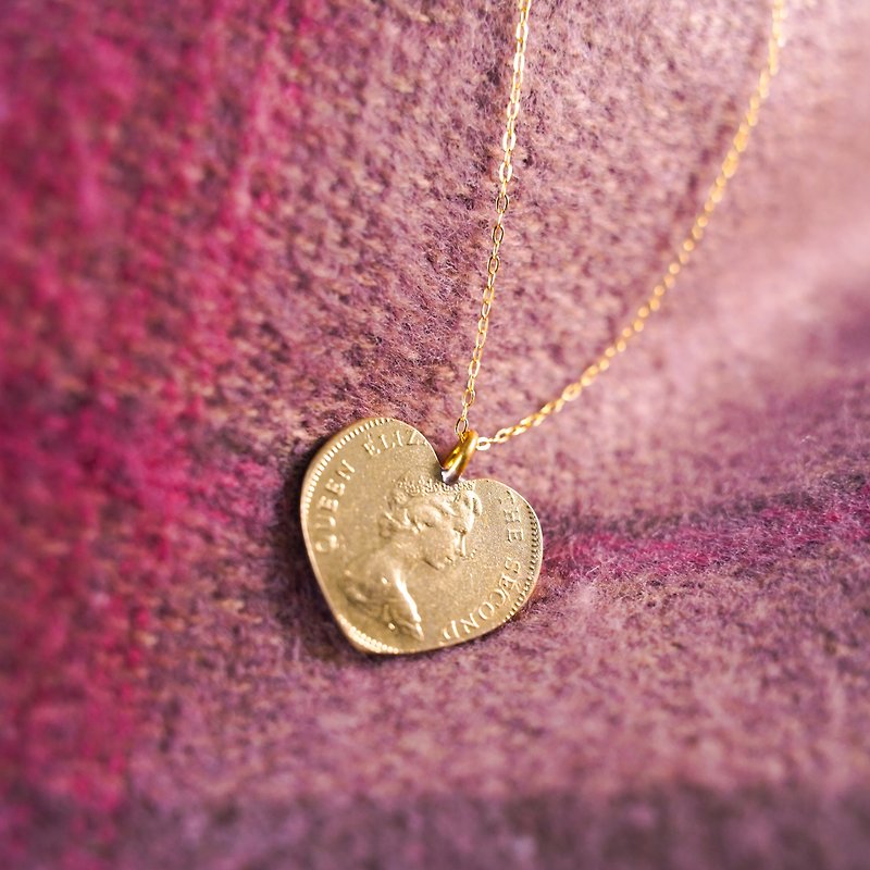 Hong Kong 50cents coin full heart shape hand cut necklace Coin Transformation - สร้อยคอ - ทองแดงทองเหลือง สีทอง