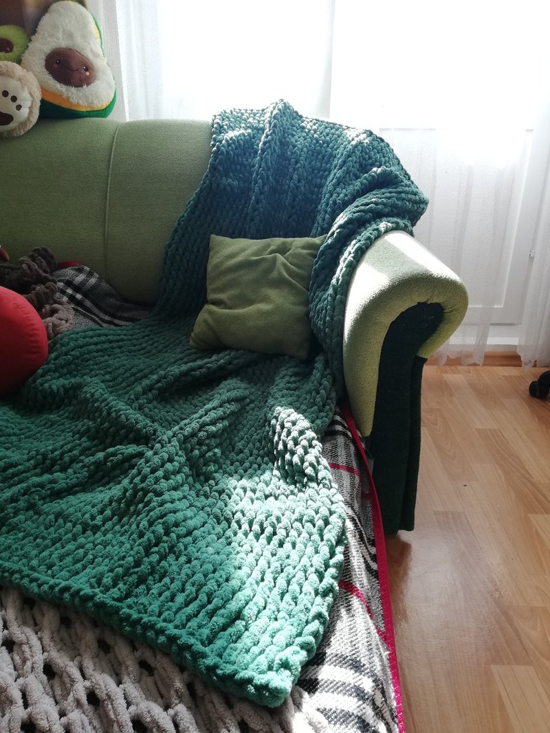 Weighted blanket faux fur sofa cover custom handmade bedspread - Blankets & Throws - Polyester Green