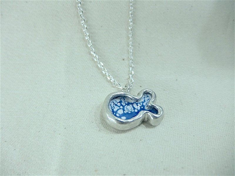 Handmade design, cloisonne, snowflake, FISH, fish, small fish, sterling silver necklace - สร้อยคอ - เงินแท้ สีเงิน