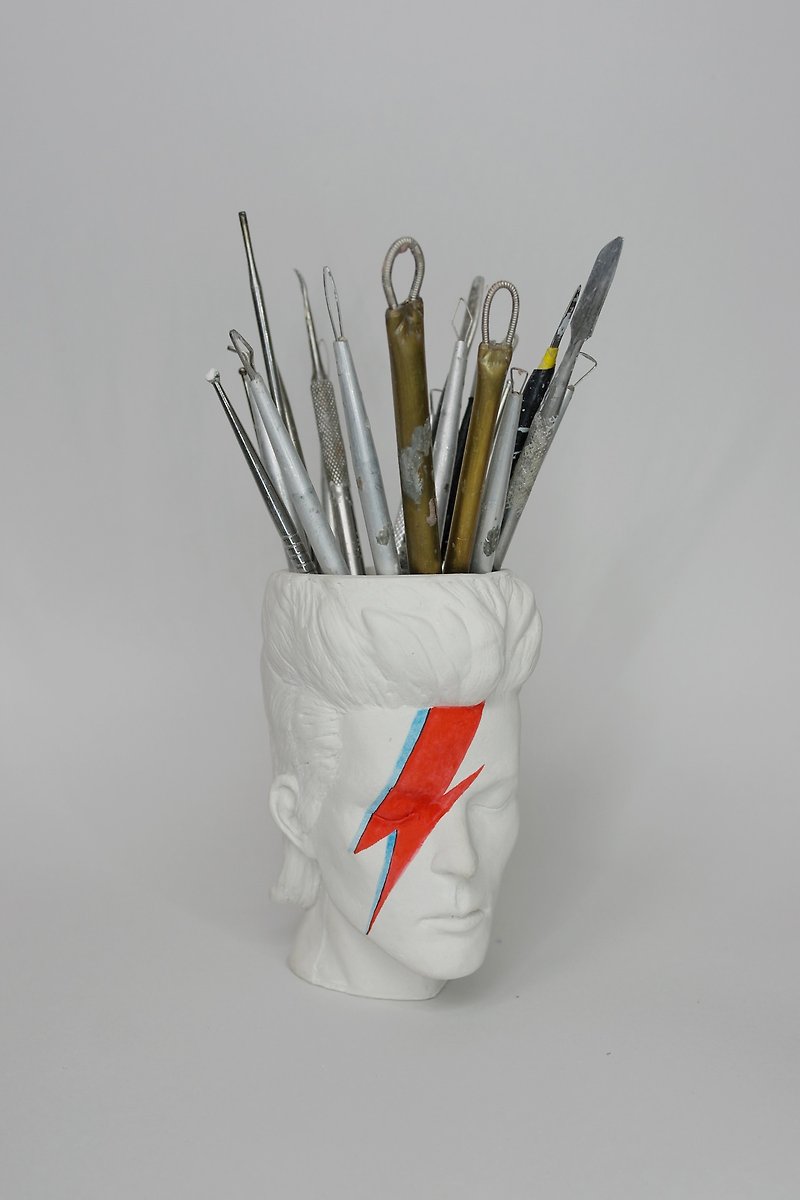 FREE SHIPPING Handmade David Bowie Pencil holder succulent pot or candlestick - Storage - Cement White