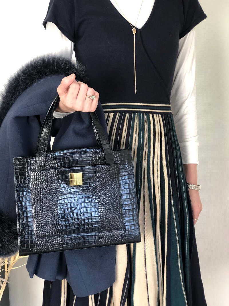 【 日本直送 名牌中古包 】Yves Saint Laurent 聖羅蘭 手提包 黑色 YSL 皮革 鱷魚壓紋 3e2ciz - 手提包/手提袋 - 真皮 黑色