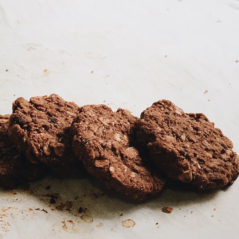 Black cocoa banana multi-grain handmade biscuits - Oatmeal/Cereal - Other Materials 