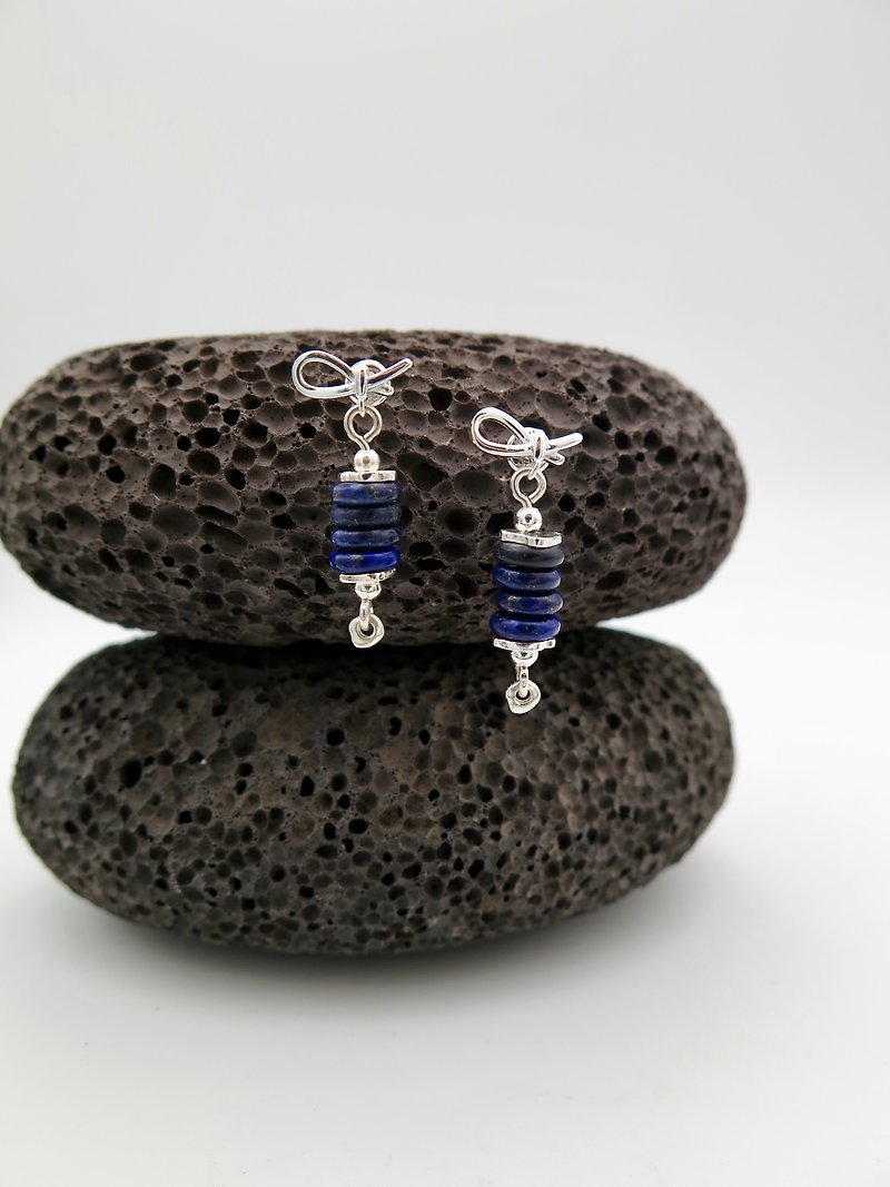 COLE COOL natural lapiz lazuli knot earrings japanese style - ต่างหู - เครื่องประดับพลอย สีน้ำเงิน