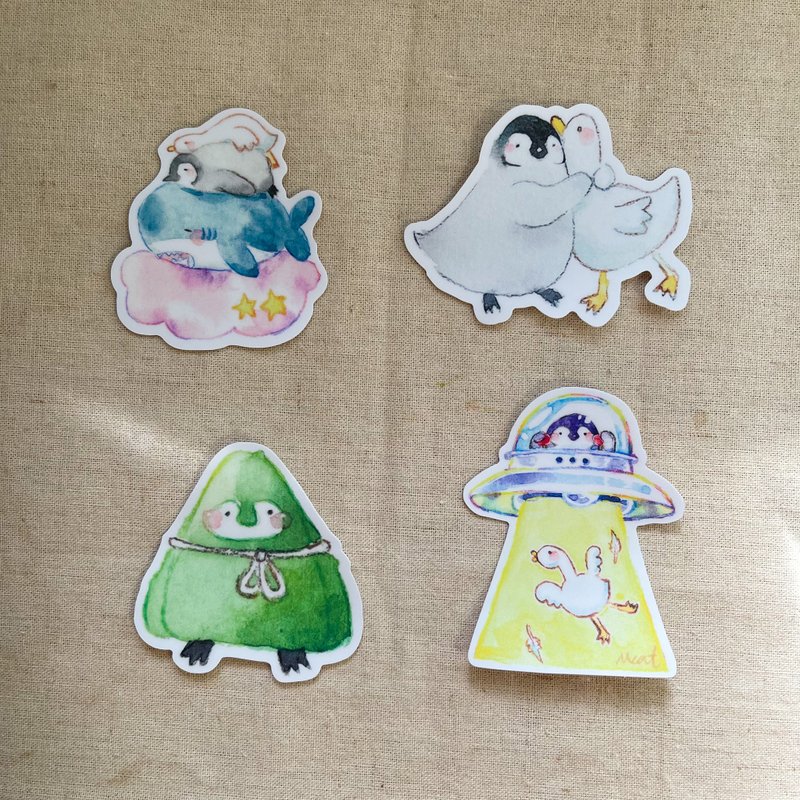 Little Penguin and Duck Waterproof Big Sticker - สติกเกอร์ - กระดาษ หลากหลายสี