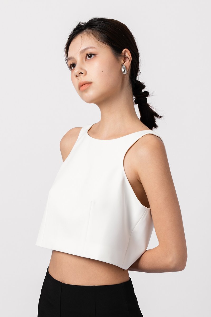 DAN-Ecocare เสื้อกั๊กสั้น(White) - เสื้อกั๊กผู้หญิง - วัสดุอีโค ขาว