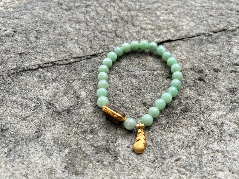 7mm天然原礦A貨玉 緬甸果綠翡翠圓珠沉香珠純銀羽毛設計手串 - 手鍊/手鐲 - 寶石 綠色