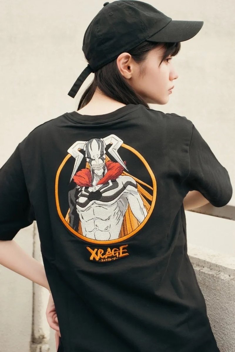 【XRAGE X 死神BLEACH聯名】完全虛化 重磅純棉刺繡短T-shirt - 男 T 恤 - 棉．麻 黑色
