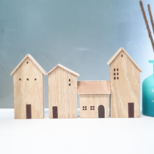 MixxEverything Wooden mini house for decoration Set F