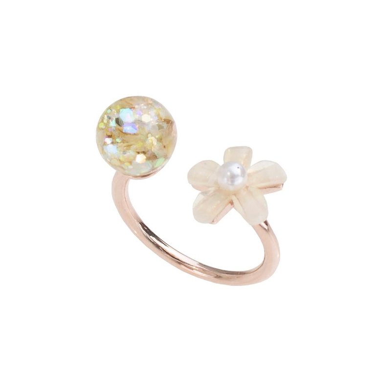 Yellow Flower In Snowball Ring - General Rings - Glass 