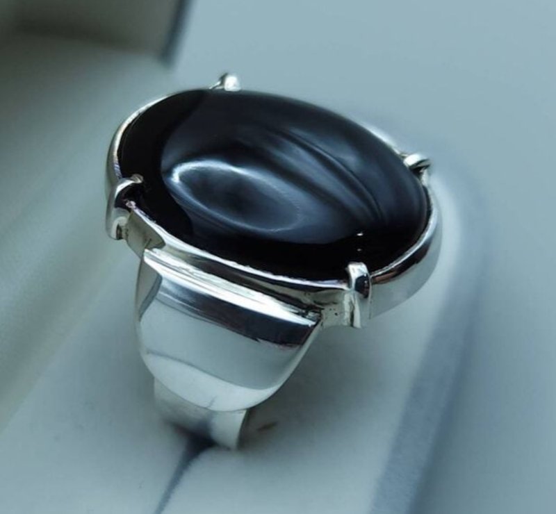Real Yemeni Aqeeq Ring Kabadi Black Dark Deep Blood Red Aqeeq Ring Akik Ring men - 戒指 - 寶石 黑色