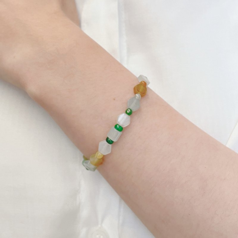 Hexagonal Tricolor Ice Burmese Jade (Yellow) 【Summer Breeze】 - สร้อยข้อมือ - หยก 