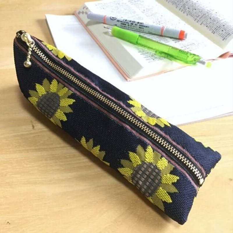 [Sunflower] Tatami-bordered pen case, black, nostalgia, summer - Pencil Cases - Other Materials 