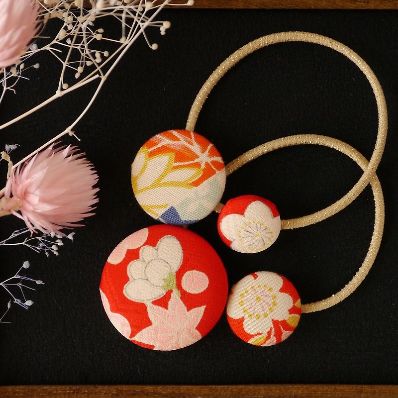Celebration Ornament Happy hair ornament Kimono a rubber Premium Silk Autumn leaves Plum pattern - Hair Accessories - Silk Red