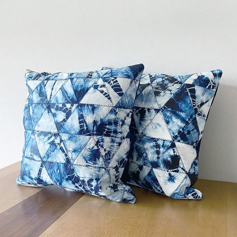 Deer leather x indigo dye suede cushion - หมอน - หนังแท้ สีน้ำเงิน