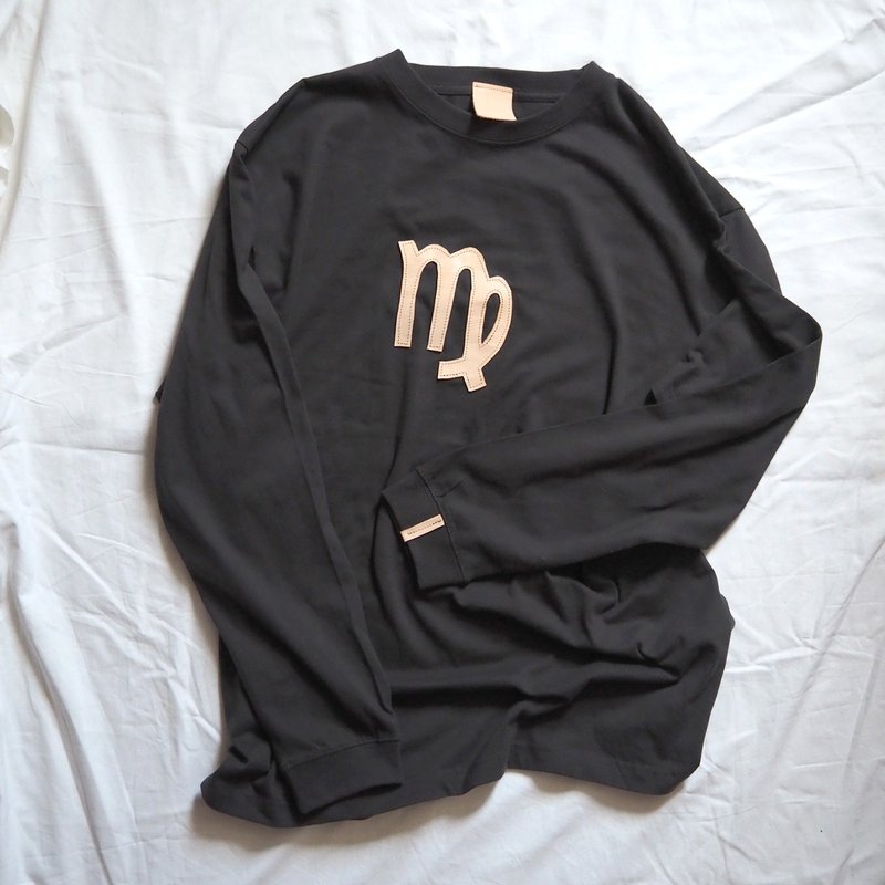 Leather patch long sleeve T-shirt / 12 zodiac symbols / 12 designs / Sumikuro - Women's T-Shirts - Cotton & Hemp Black