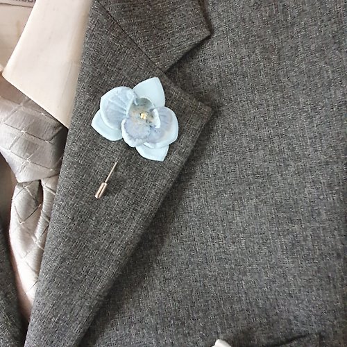 Leather Novel Men's lapel pin sky blue orchid Leather boutonniere birthday dad