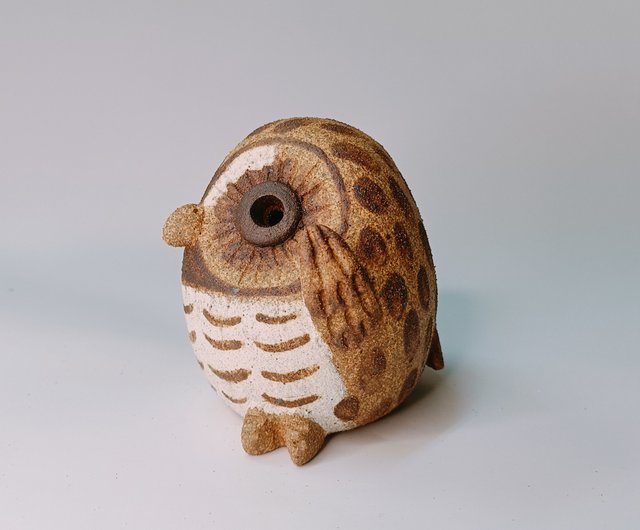 ミニQバージョン フクロウブラウンモミフクロウ/陶器/オリジナルデザイン - ショップ 野萩アートワークショップ 置物 - Pinkoi