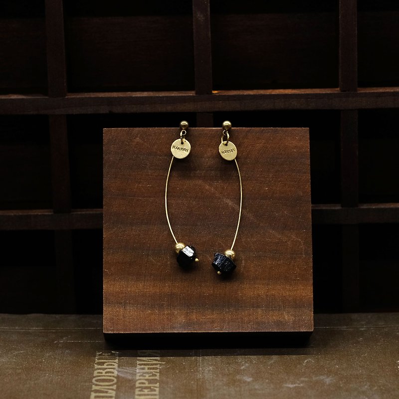 String Series Brass Black Tourmaline Dangle Earrings Ear Pins Without Piercings - Earrings & Clip-ons - Copper & Brass Black