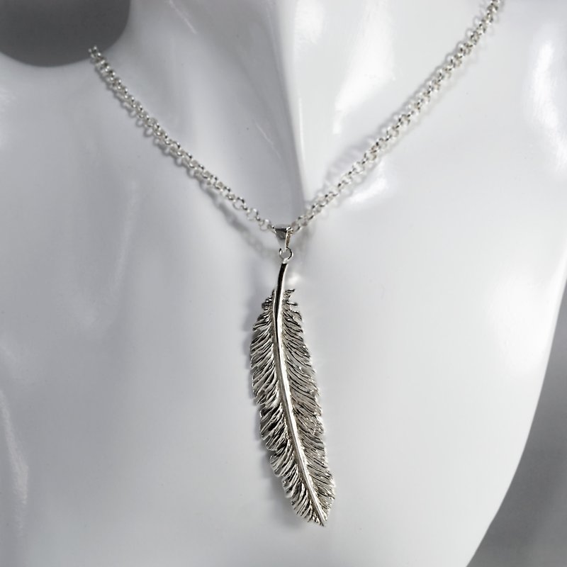 Wings Feather Necklace (Large) - สร้อยคอ - เงินแท้ สีเงิน