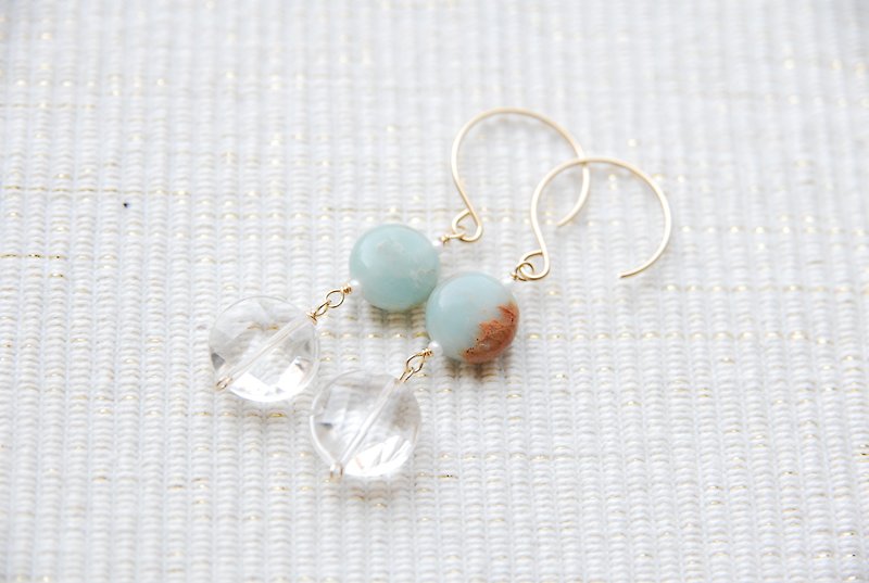 Coin-shaped stone earrings Crystal (14kgf) - Earrings & Clip-ons - Gemstone Blue