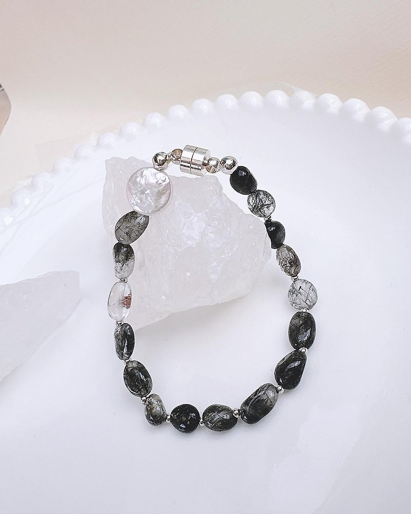 C&W Black Hair Natural Black Hair Crystal Magnetic Open Bracelet - สร้อยข้อมือ - หยก สีเงิน