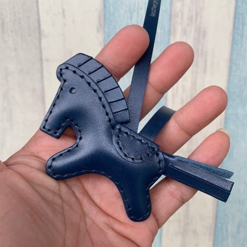 leatherprince 療癒小物 深藍色 小馬 純手工縫製 手工皮革 吊飾 小尺寸