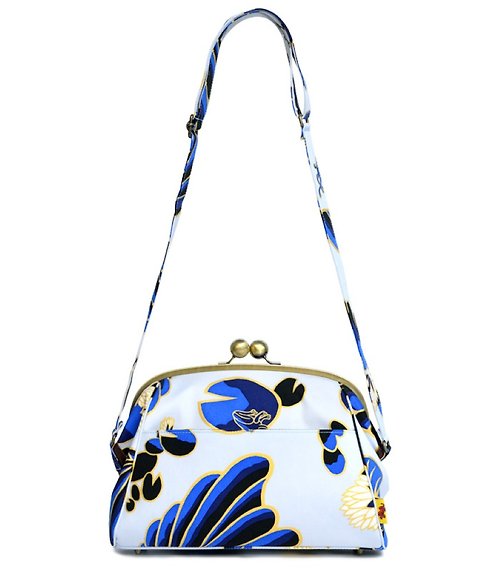 Filt Large Bag in White — Kiss That Frog