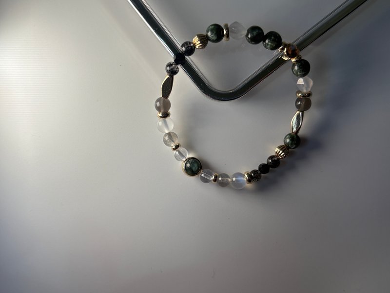 綠境御守-綠龍晶+黑髮晶+黑曜石+白玉瑪瑙+拉長石 - 手鍊/手環 - 水晶 綠色