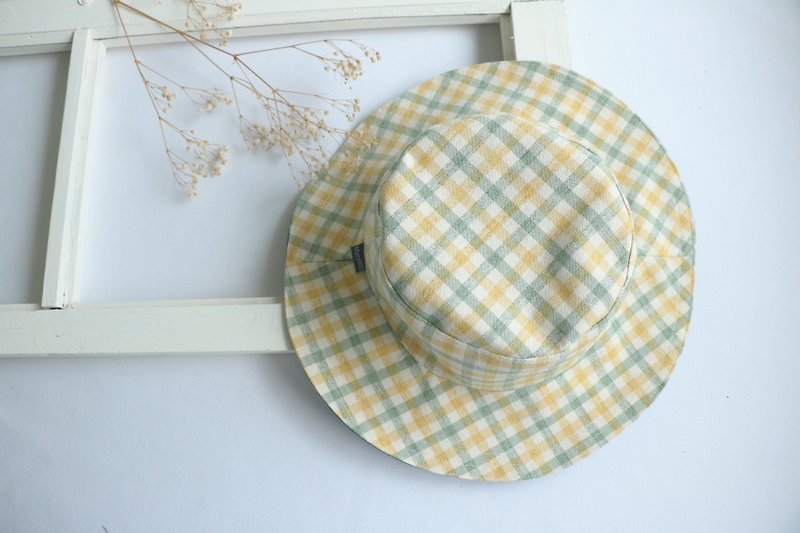 Mary Wil double-sided handsome big hat hat - yellow green lattice - หมวก - กระดาษ หลากหลายสี