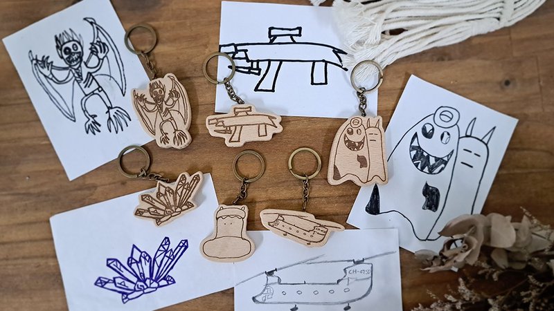 [Customization] Black and White Graffiti - DIY Key Ring // Picture Charm // Safe Shipping SOP - Keychains - Wood Multicolor