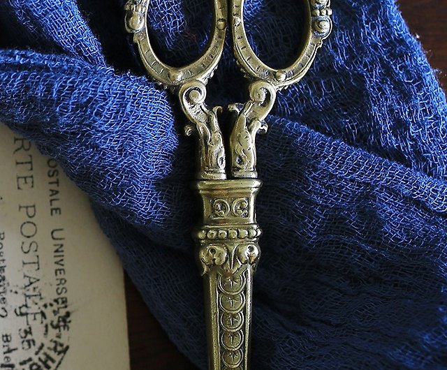 19th Century Victorian Antique Scissors Small Size Sewing Scissors
