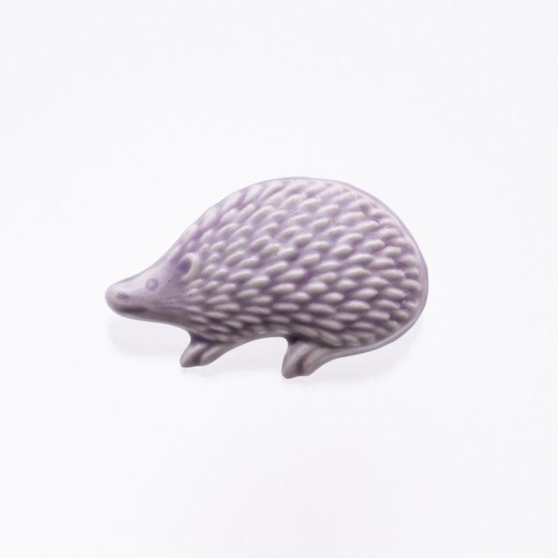 ceramics brooch hedgehog purple - เข็มกลัด - ดินเผา สีม่วง
