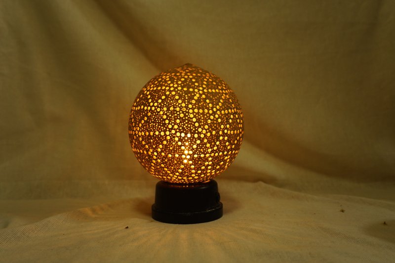 Gourd-shaped lamp "Kiramekukonpeito" - โคมไฟ - วัสดุอื่นๆ สีส้ม