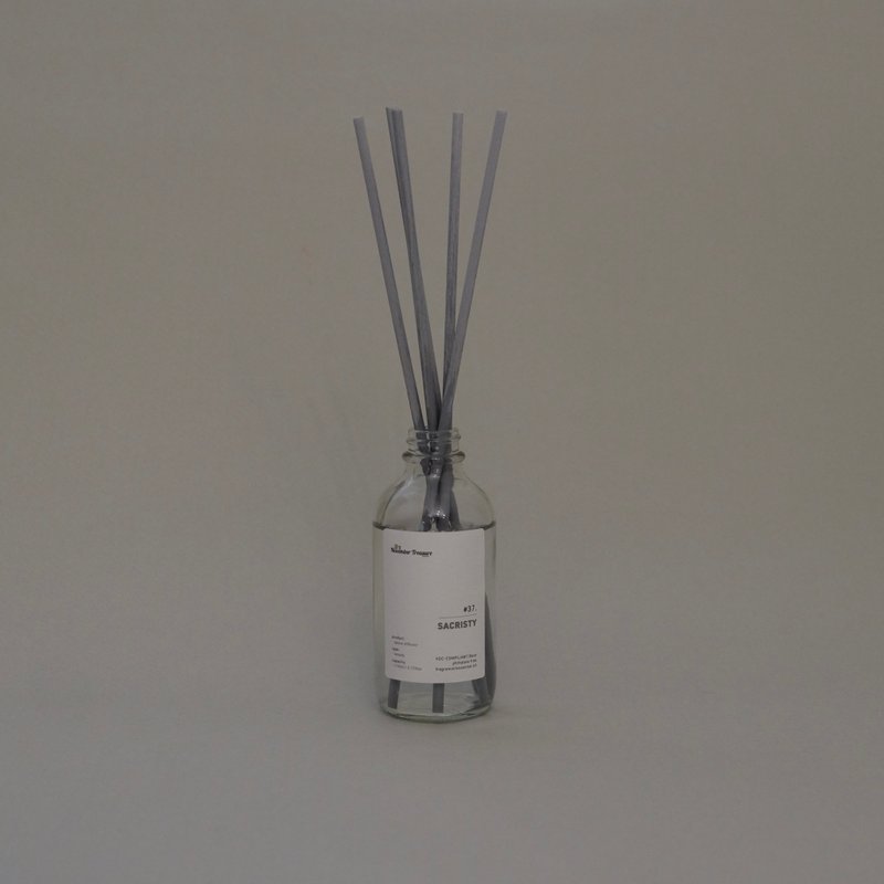 37' SACRISTY / Space Essential Oil Diffuser - น้ำหอม - วัสดุอื่นๆ สีใส