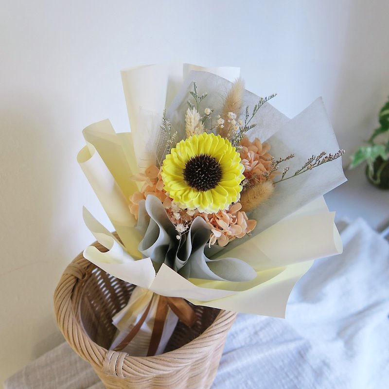Only To You/Single Sun Bouquet/Dried Sola Flower Sunflower Bouquet Propose - ช่อดอกไม้แห้ง - พืช/ดอกไม้ 