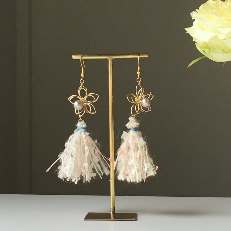 Yurufuwa become spring-like tassel earrings or earrings 6 - Earrings & Clip-ons - Cotton & Hemp Pink