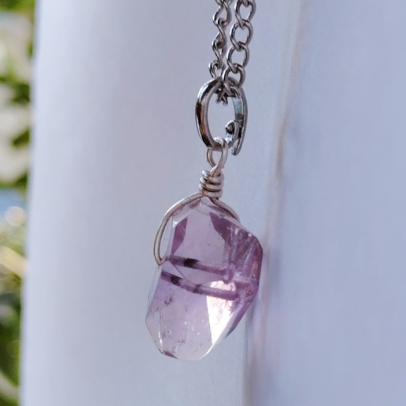 Light Amethyst Rough Rock Pendant - สร้อยคอ - เครื่องประดับพลอย สีม่วง