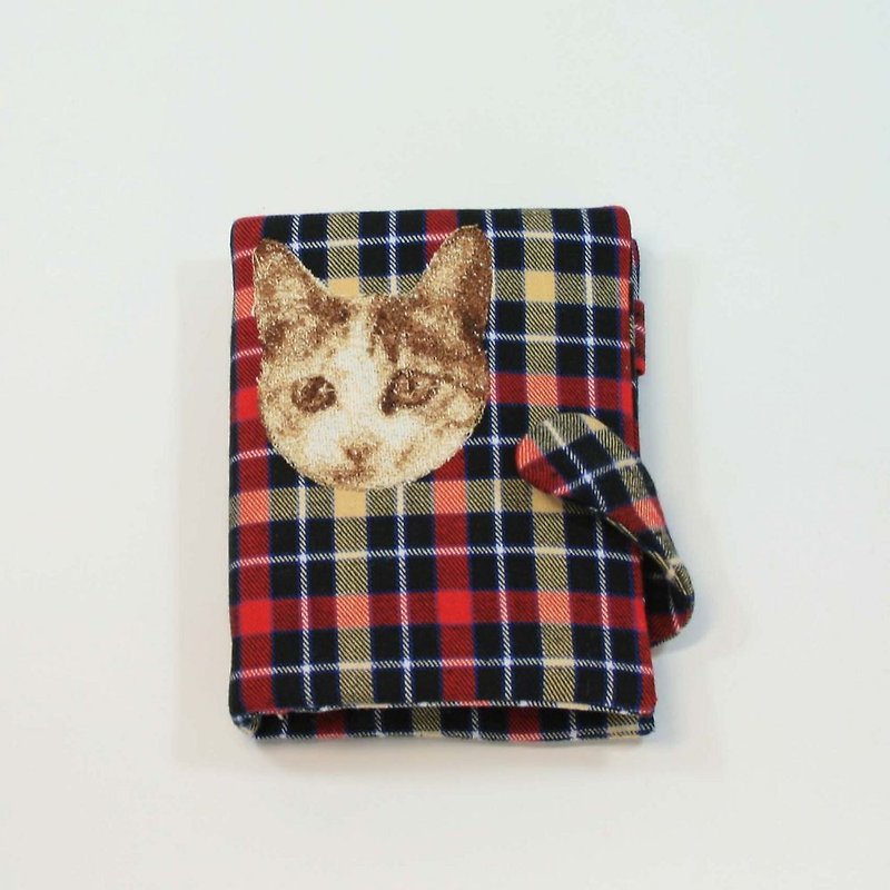 Embroidery tin loose-leaf notebook 05- cat - สมุดบันทึก/สมุดปฏิทิน - ผ้าฝ้าย/ผ้าลินิน สีแดง