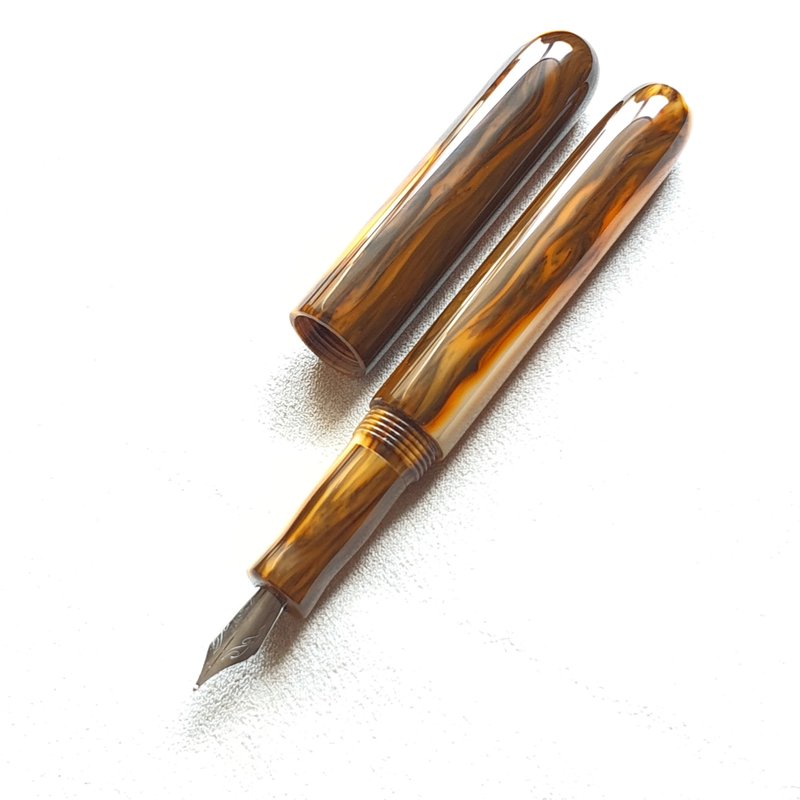 Handmade Fountain Pen - 鋼筆 - 樹脂 多色