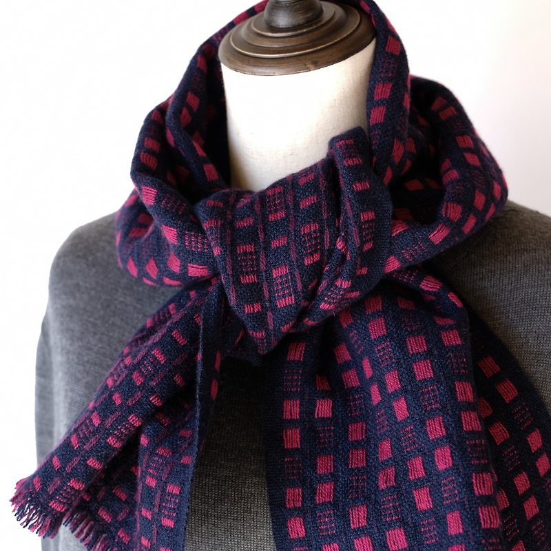 Cashmere 100% hand-woven cashmere stole [Reika 05] - Knit Scarves & Wraps - Other Materials Purple