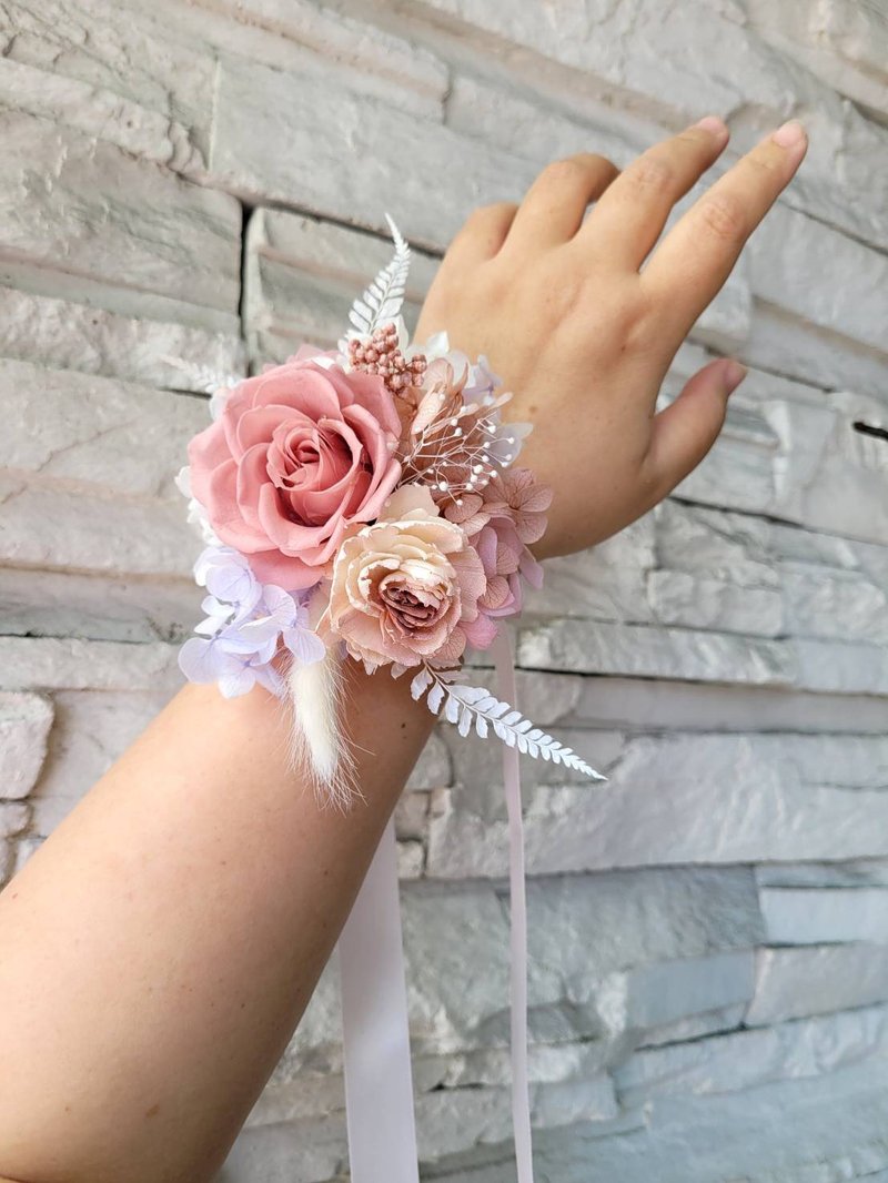 Hai Zang Design│Smoky Pink Blue Immortal Wrist Flower - Dried Flowers & Bouquets - Plants & Flowers Pink