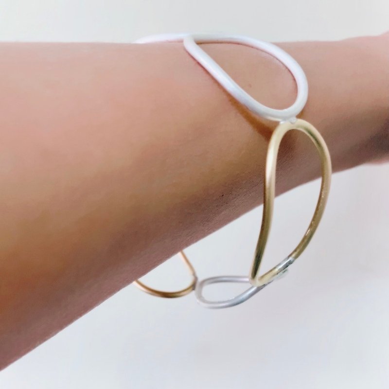 The magic of love goes round and round ~ A poetic and fashionable bracelet handmade by Qing Metallurgist, love yourself and be happy - Bracelets - Silver 