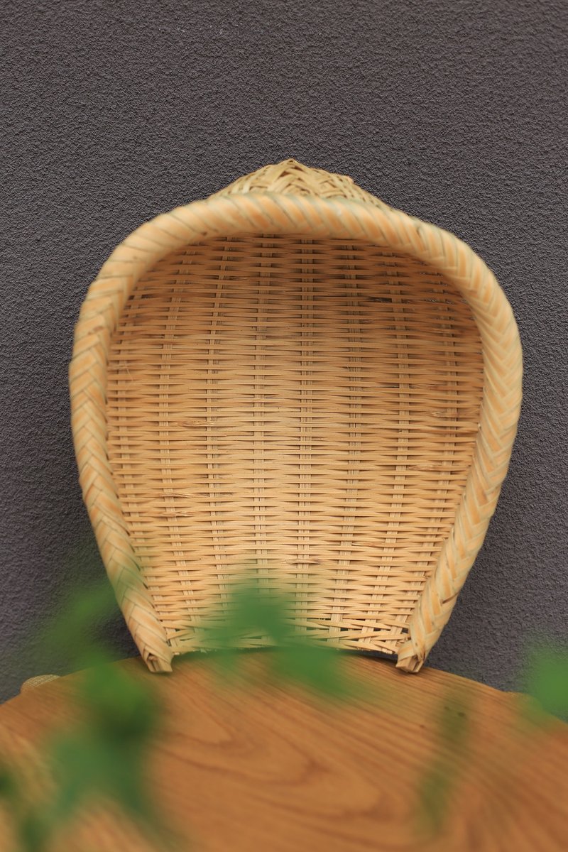 Bamboo weaving series | Traditional bamboo dustpan | Vegetable basket, drain basket, drying basket | Handmade folk art - เครื่องครัว - ไม้ไผ่ 