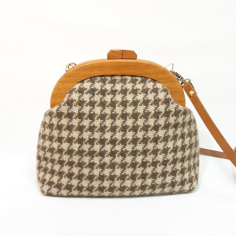 Houndstooth wool solid wood gold bag / cross-body bag / side backpack / carry-on bag - Messenger Bags & Sling Bags - Cotton & Hemp Brown