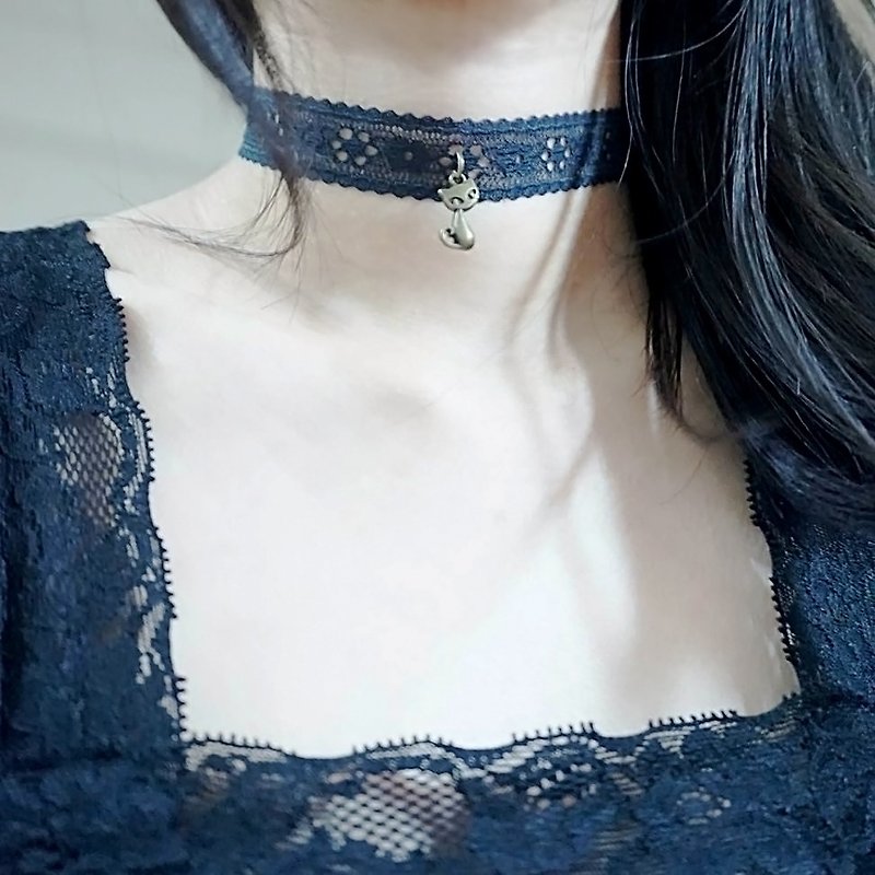 [Handmade Necklace/Clavicular Chain] Sexy Black Cat - Collar Necklaces - Polyester Black