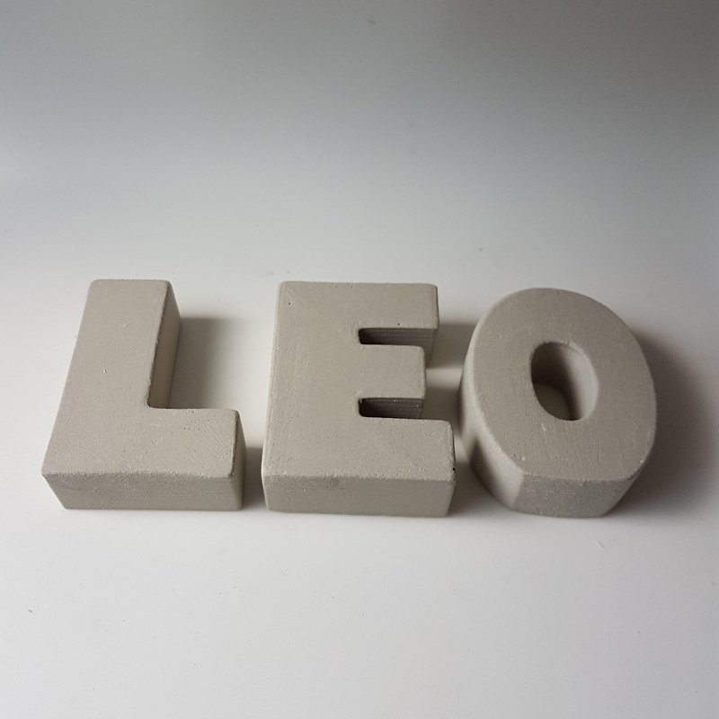 LEO Leo cement pendulum clear water mold ornaments - ของวางตกแต่ง - ปูน สีเงิน