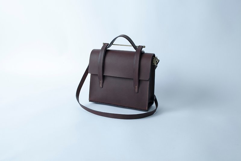 Big Musician Bag | Customized Leather | Customized Typing | Genuine Leather | - กระเป๋าแมสเซนเจอร์ - หนังแท้ 