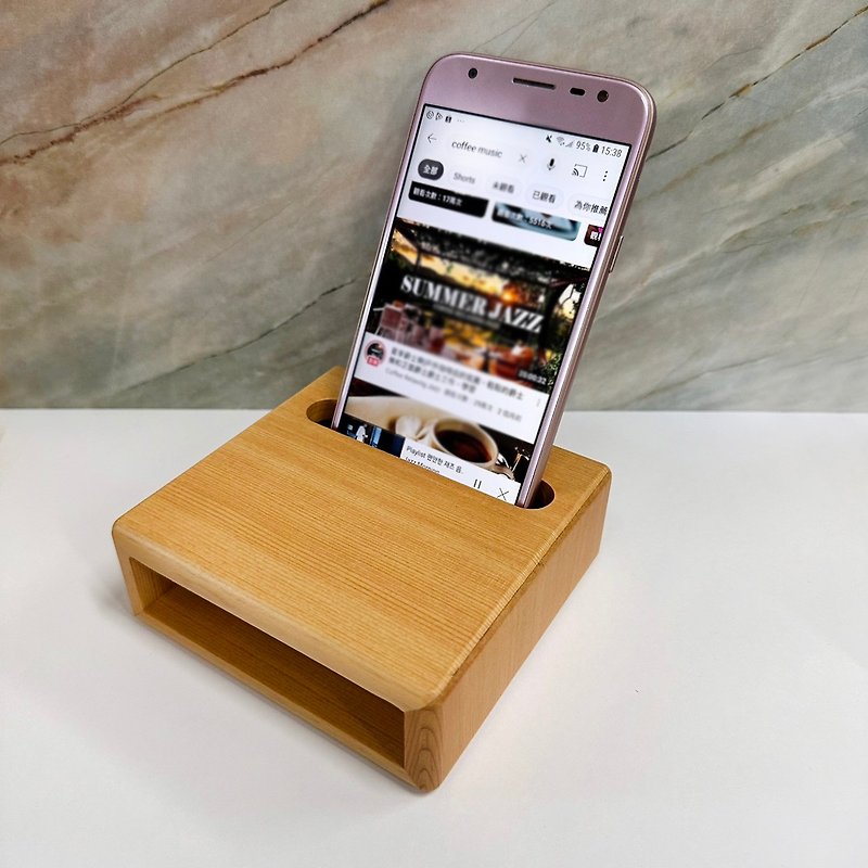 Multi-purpose mobile phone speaker stand/Taiwan cypress/physical echo stereo speaker - ที่ตั้งมือถือ - ไม้ 
