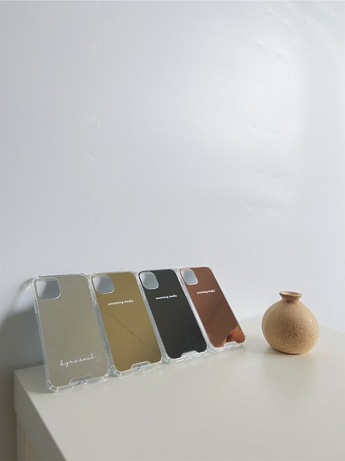 ummtang studio Customized Phone case | 客製化鏡面殼