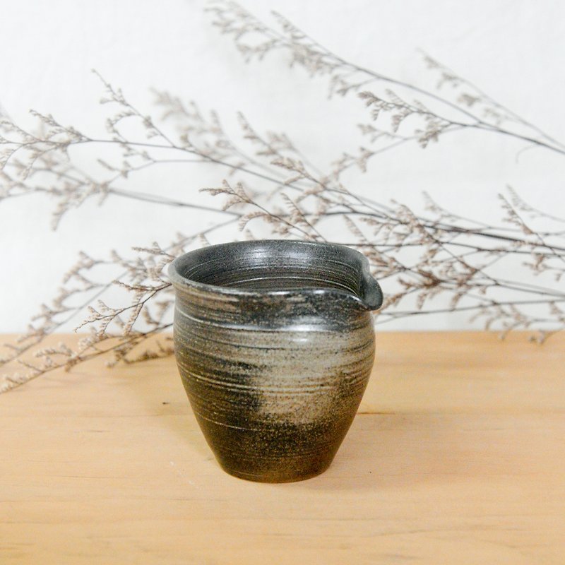 Chai pottery hand made deep green line tea sea cup cup - Teapots & Teacups - Pottery Brown